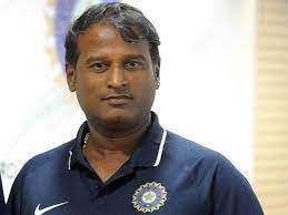 ರಮೇಶ್ ಪೊವಾರ್, ಭಾರತ ಮಹಿಳಾ ಕ್ರಿಕೆಟ್ ತಂಡದ ಕೋಚ್ ಆಗಿ ನೇಮಕ