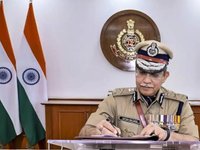 ದೆಹಲಿ ಹೋಂ ಗಾರ್ಡ್ಸ್ ಮಹಾನಿರ್ದೇಶಕರಾಗಿ ಸತೀಶ್ ಗೋಲ್ಚಾ ನೇಮಕ