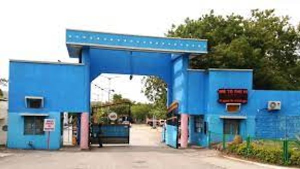 ಹಟ್ಟಿ ಚಿನ್ನದ ಗಣಿ ಕಂಪನಿಯಲ್ಲಿ ಖಾಲಿ ಇರುವ ವಿವಿಧ ಹುದ್ದೆಗಳ ನೇಮಕಾತಿಗಾಗಿ ಅರ್ಹ ಅಭ್ಯರ್ಥಿಗಳಿಂದ ಅರ್ಜಿ ಆಹ್ವಾನಿಸಲಾಗಿದೆ