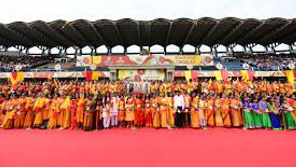 ರಾಜ್ಯದಲ್ಲಿ ಯಶಸ್ವಿಯಾಗಿ ನಡೆದ ಕೋಟಿ ಕಂಠ ಗಾಯನ
