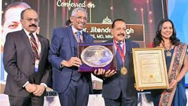 ಜಿತೇಂದ್ರ ಸಿಂಗ್ ಅವರಿಗೆ ಪ್ರತಿಷ್ಠಿತ “ಜೀವಮಾನ ಸಾಧನೆ ಪ್ರಶಸ್ತಿ”ಗೌರವ
