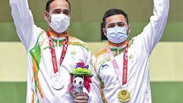 ಪ್ಯಾರಾಲಿಂಪಿಕ್ಸ್ ನ ಶೂಟಿಂಗ್‌ ವಿಭಾಗದಲ್ಲಿ ಮನೀಶ್‌ಗೆ ಚಿನ್ನ, ಸಿಂಗರಾಜ್‌ಗೆ ಬೆಳ್ಳಿ