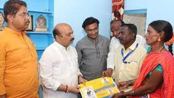 ಎಲ್ಲಾ ರೈತ ಕುಟುಂಬಗಳಿಗೆ ಕಂದಾಯ ದಾಖಲೆ ಮನೆ ಬಾಗಿಲಿಗೆ ಕಾರ್ಯಕ್ರಮ