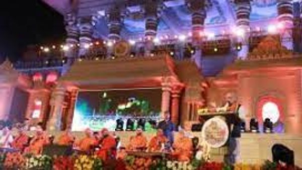 ಬಸವೇಶ್ವರ & ನಾಡಪ್ರಭು ಕೆಂಪೇಗೌಡರ ಪ್ರತಿಮೆ ಅಮಿತ್ ಶಾ ರವರಿಂದ ಅನಾವರಣ