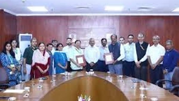 ನೇರ ಪ್ರಸಾರ ಜಾಲ (DBNet) ಕೇಂದ್ರಗಳನ್ನು ಸ್ಥಾಪಿಸಲು NCMRWF ಮತ್ತು NSIL ಒಪ್ಪಂದಕ್ಕೆ ಸಹಿ