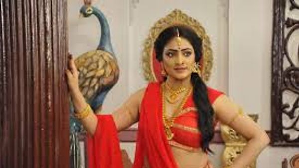 ವಿಶ್ವ ಸಿನಿಮೋತ್ಸವದಲ್ಲಿ ನಟಿ ಹರಿಪ್ರಿಯಾಗೆ ಶ್ರೇಷ್ಠ ನಟಿ ಪ್ರಶಸ್ತಿ