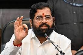 ಮಹಾರಾಷ್ಟ್ರ ಮುಖ್ಯಮಂತ್ರಿ ಏಕನಾಥ ಶಿಂದೆ ಸೇರಿ ಮೂವರಿಗೆ ‘ಮರಾಠ ಭೂಷಣ’ ಪ್ರಶಸ್ತಿ ಪ್ರಧಾನ