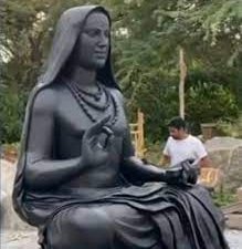 ಬೃಹತ್ ಶಂಕರಾಚಾರ್ಯರ ಪ್ರತಿಮೆ ಅನಾವರಣ