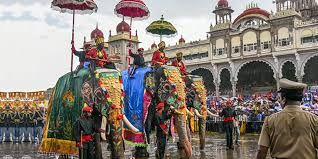 ಈ ಬಾರಿ ದಸರಾ 11 ದಿನ ಆಚರಣೆ, 400 ವರ್ಷಗಳಲ್ಲಿ ಇದೇ ಮೊದಲು