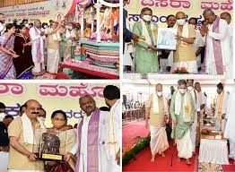 ನಾಡಹಬ್ಬ ಮೈಸೂರು ದಸರಾಗೆ ಚಾಲನೆ ನೀಡಿದ ಮಾಜಿ ಸಿಎಂ ಎಸ್​.ಎಂ. ಕೃಷ್ಣ