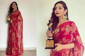 ರಾಗಿಣಿ ದ್ವಿವೇದಿಗೆ 'ಲೆಜೆಂಡ್ ದಾದಾ ಸಾಹೇಬ್ ಫಾಲ್ಕೆ' ಪ್ರಶಸ್ತಿ