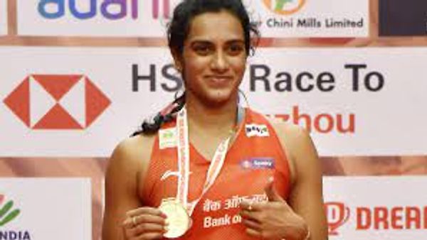 ಸೈಯದ್ ಮೋದಿ ಬ್ಯಾಡ್ಮಿಂಟನ್ ಟೂರ್ನಿಯಲ್ಲಿ ಚಾಂಪಿಯನ್ ಪಟ್ಟ ಪಡೆದ ಪಿ. ವಿ. ಸಿಂಧು