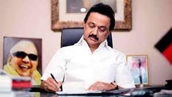 ಎಂ. ಕೆ ಸ್ಟಾಲಿನ್ ತಮಿಳುನಾಡು ಮುಖ್ಯಮಂತ್ರಿಯಾಗಿ ಪ್ರಮಾಣ ವಚನ ಸ್ವೀಕಾರ