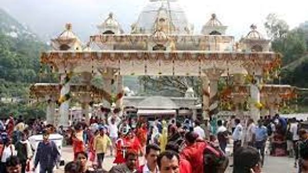 ಮಾತಾ ವೈಷ್ಣೂದೇವಿ ಭವನದಲ್ಲಿ ಕಾಲ್ತುಳಿತಕ್ಕೆ ಬಲಿಯಾದವರಿಗೆ ಪ್ರಧಾನ ಮಂತ್ರಿ ರಾಷ್ಟ್ರೀಯ ಪರಿಹಾರ ನಿಧಿಯಿಂದ  ಪರಿಹಾರ ನೀಡಲು ಪ್ರಧಾನಿ ಅನುಮೋದನೆ