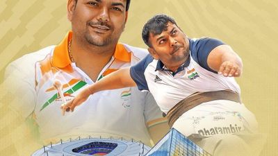 ಪ್ಯಾರಿಸ್ ಪ್ಯಾರಾಲಿಂಪಿಕ್ಸ್ 2024:  ರಲ್ಲಿ ಪುರುಷರ ಕ್ಲಬ್ ಥ್ರೋ ಎಫ್ 51 ಈವೆಂಟ್‌ನಲ್ಲಿ ಭಾರತವು ಡಬಲ್ ಪೋಡಿಯಂ ಫಿನಿಶ್‌ನಲ್ಲಿ ಧರಂಬೀರ್ ನೈನ್ ಚಿನ್ನದ ಪದಕವನ್ನು ಗೆದ್ದರು, ಪ್ರಣವ್ ಸೂರ್ಮಾ ಬೆಳ್ಳಿ ಗೆದ್ದರು.