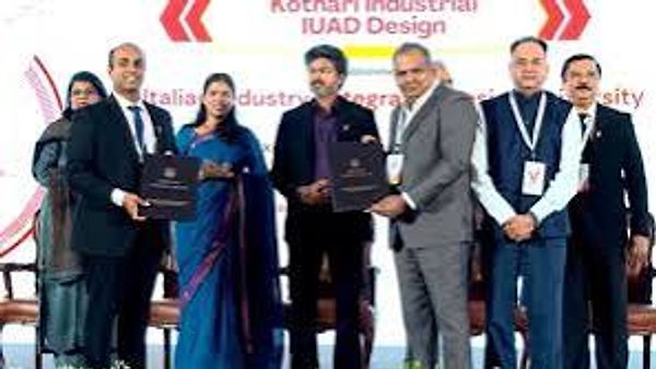 ತಮಿಳುನಾಡಿನ 'ವೆಟ್ರಿ ಹೂಡಿಕೆ ಸಮಾವೇಶ 2026': ₹67,452 ಕೋಟಿ ಮೌಲ್ಯದ 97 ಒಪ್ಪಂದಗಳಿಗೆ (MoU) ಸಹಿ!