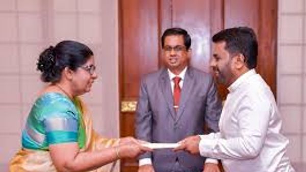 ಮುರ್ದು ಫರ್ನಾಂಡೋ ಶ್ರೀಲಂಕಾದ ನೂತನ ಮುಖ್ಯ ನ್ಯಾಯಮೂರ್ತಿಯಾಗಿ ನೇಮಕ