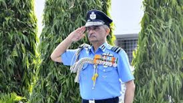 ಏರ್ ಮಾರ್ಷಲ್ ತರುಣ್ ಚೌಧರಿ ಸೆಂಟ್ರಲ್ ಏರ್ ಕಮಾಂಡ್ ಮುಖ್ಯಸ್ಥರಾಗಿ ಅಧಿಕಾರ ಸ್ವೀಕಾರ