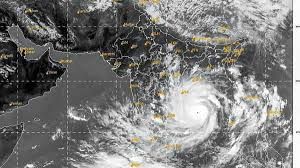 ಭಾರತಕ್ಕೆ ಅಪ್ಪಳಿಸಿದ ಅಂಫಾನ್ ಚಂಡಮಾರುತ