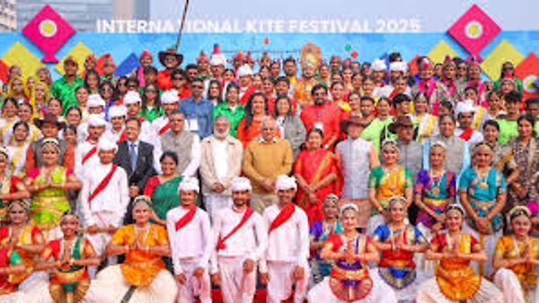 ಗುಜರಾತ್ ನಲ್ಲಿ ಅಂತರರಾಷ್ಟ್ರೀಯ ಗಾಳಿಪಟ ಉತ್ಸವ