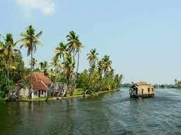ವೆಂಬನಾಡ್ ಸರೋವರವು ಭಾರತದ ಅತಿದೊಡ್ಡ ಸರೋವರ