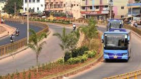 ಹುಬ್ಬಳ್ಳಿ-ಧಾರವಾಡ ಸ್ಮಾರ್ಟ್ ಸಿಟಿ ಲಿಮಿಟೆಡ್ ನಲ್ಲಿ ಖಾಲಿ ಇರುವ ಜನರಲ್ ಮ್ಯಾನೇಜರ್ ಹುದ್ದೆಗಳಿಗೆ ಅರ್ಹ ಅಭ್ಯರ್ಥಿಗಳಿಂದ ಅರ್ಜಿ ಆಹ್ವಾನಿಸಲಾಗಿದೆ