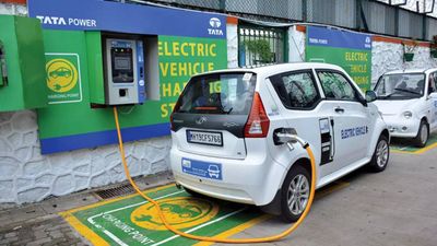 Electric Vehicle: ಎಲೆಕ್ಟ್ರಿಕ್ ವಾಹನ ಚಾರ್ಜಿಂಗ್ ಕೇಂದ್ರ, ದೇಶಕ್ಕೆ ಕರ್ನಾಟಕವೇ ನಂ 1