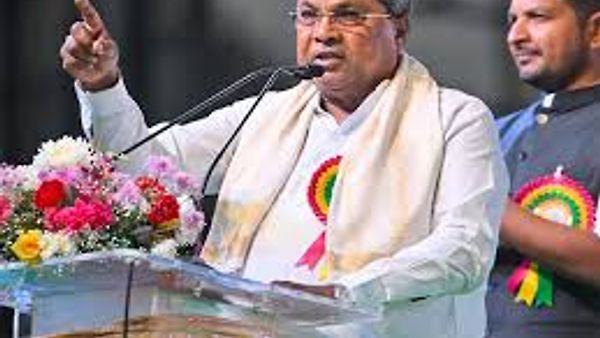 ರಾಜ್ಯದ ಪರಿಶಿಷ್ಟ ಪಂಗಡ ವಸತಿ ಶಾಲೆಗಳಿಗೆ ''ಮಹರ್ಷಿ ವಾಲ್ಮೀಕಿ'' ಎಂದು ಮರುನಾಮಕರಣ : ಸಿಎಂ. ಸಿದ್ದರಾಮಯ್ಯ