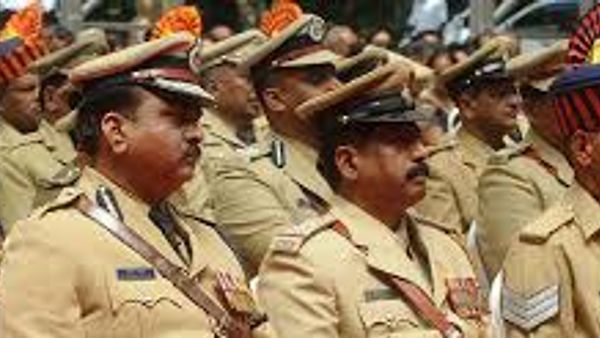 ಕರ್ನಾಟಕ ರಾಜ್ಯದಲ್ಲಿ ಪೊಲೀಸ್ ಸಬ್ ಇನ್ಸ್ಪೆಕ್ಟರ್ ಆಗುವ ಸುವರ್ಣಾವಕಾಶ..! ರಾಜ್ಯದಲ್ಲಿ ಖಾಲಿ ಇರುವ KSRP ಹುದ್ದೆಗಳ ನೇಮಕಾತಿಗೆ ಈ ಕೂಡಲೇ ಅರ್ಜಿ ಸಲ್ಲಿಸಿ