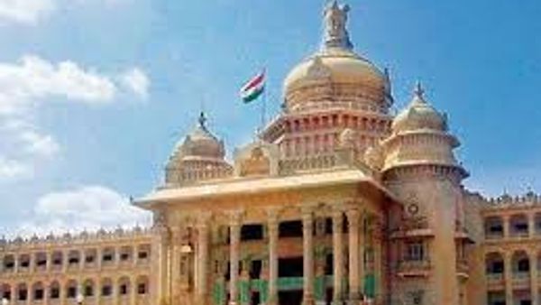 ರಾಜ್ಯ ಸರ್ಕಾರ ಪ್ರತಿವರ್ಷ ಏ.21 ಕ್ಕೆ ರಾಜ್ಯ ಸರ್ಕಾರಿ ನೌಕರರ ದಿನ ಆಚರಣೆಗೆ ಆದೇಶ