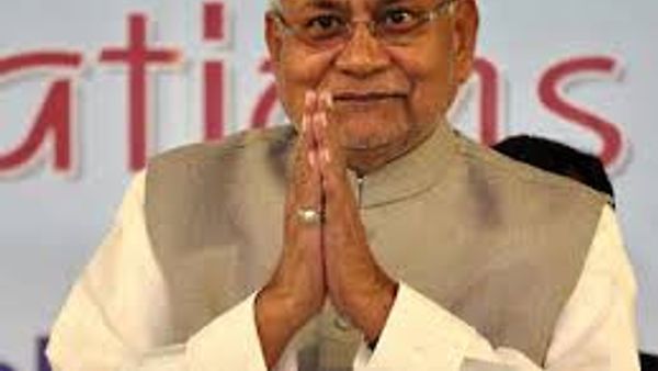 ಮುಖ್ಯಮಂತ್ರಿ ನಿತೀಶ್‌ ಕುಮಾರ್‌ ಅವರಿಂದ 15 ಬಾರಿ ಧ್ವಜಾರೋಹಣ