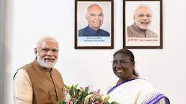 ರಾಷ್ಟ್ರಪತಿ ಕೈಯಲ್ಲಿ ಇಂಡಿಯನ್ ಇನ್‌ಸ್ಟಿಟ್ಯೂಟ್ ಆಫ್ ಮ್ಯಾನೇಜ್‌ಮೆಂಟ್ (ಐಐಎಂ)  ಪರಮಾಧಿಕಾರ